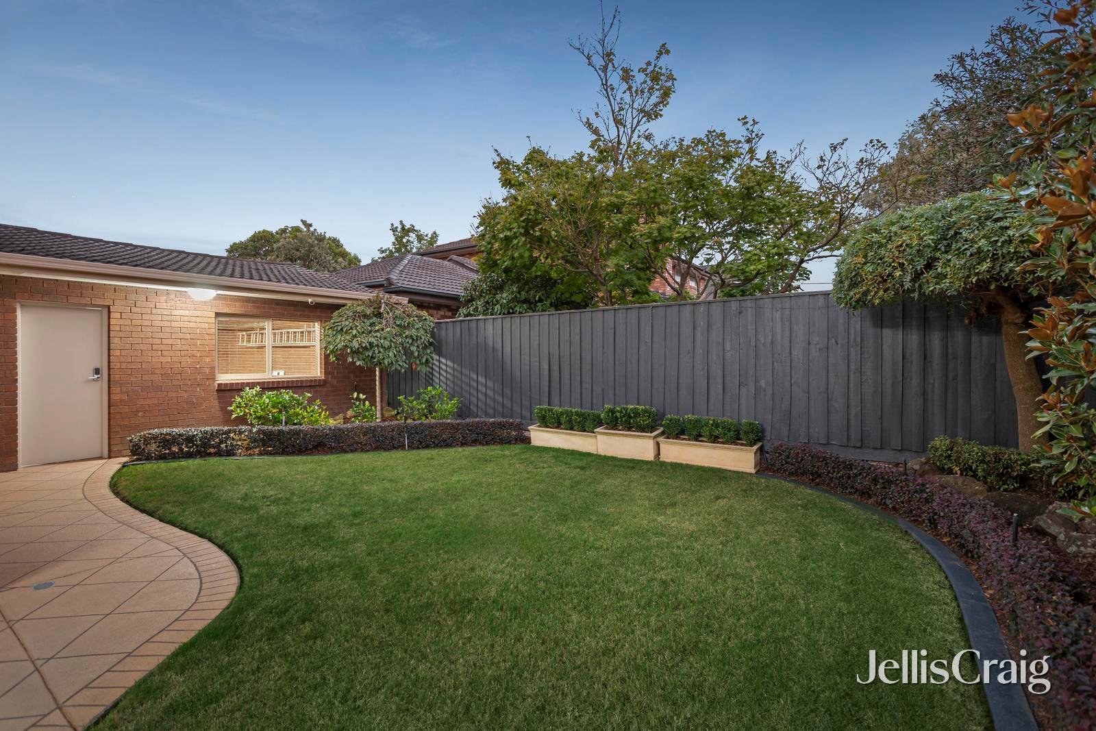 4 Greenock Place, Templestowe image 14