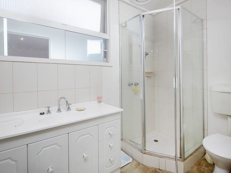 Property Gallery Thumbnail 19