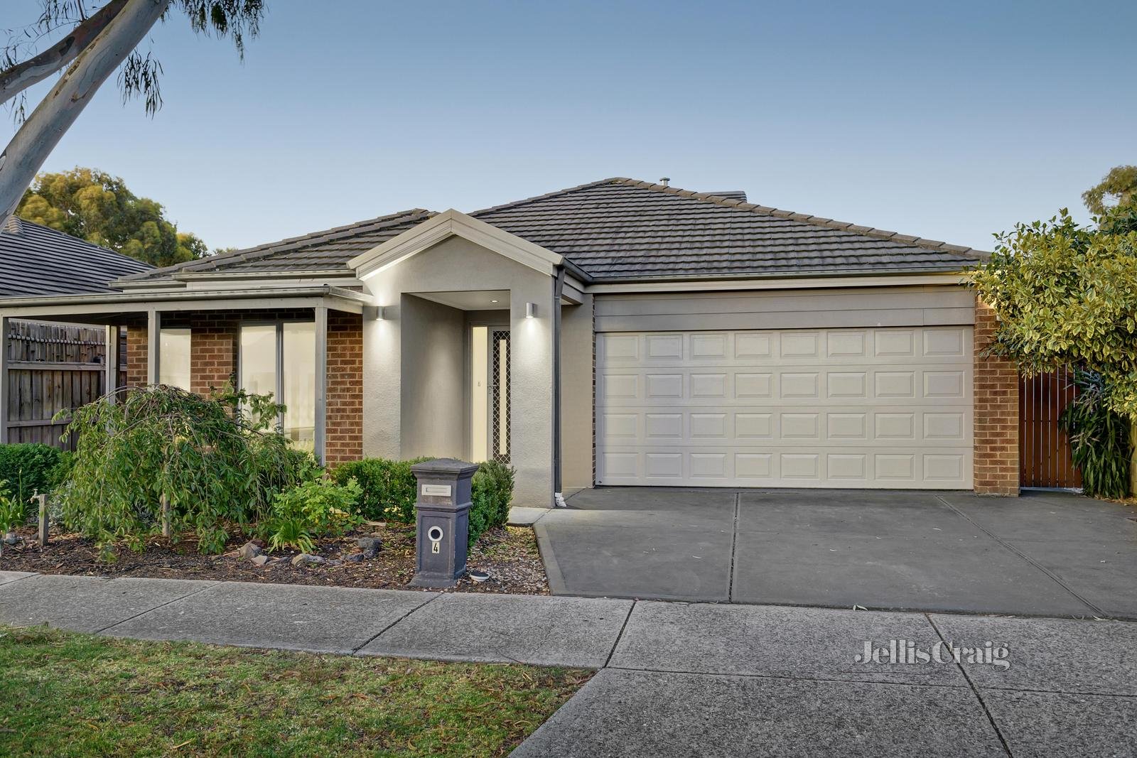 4 Gunghalin Drive, Doreen image 15