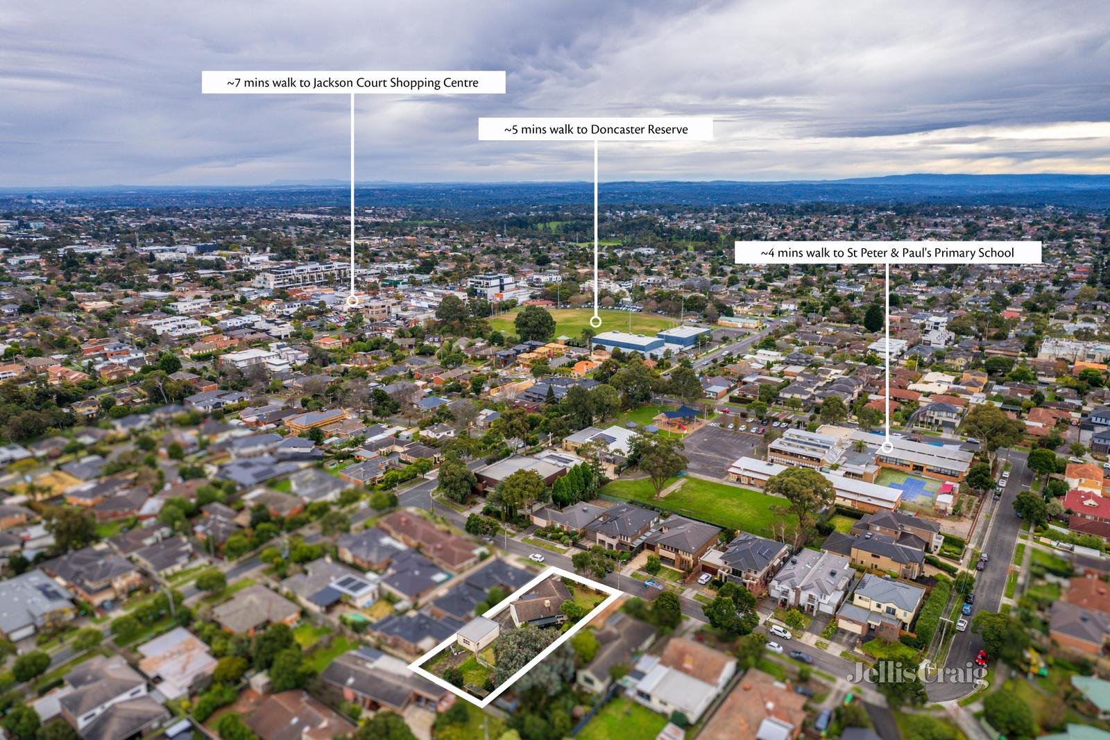 4 Hamilton Crescent, Doncaster&nbsp;East image 13