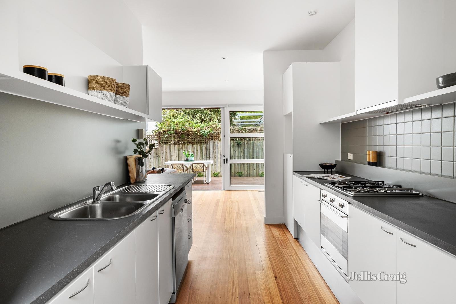 4 Hartington Street, Kew image 4