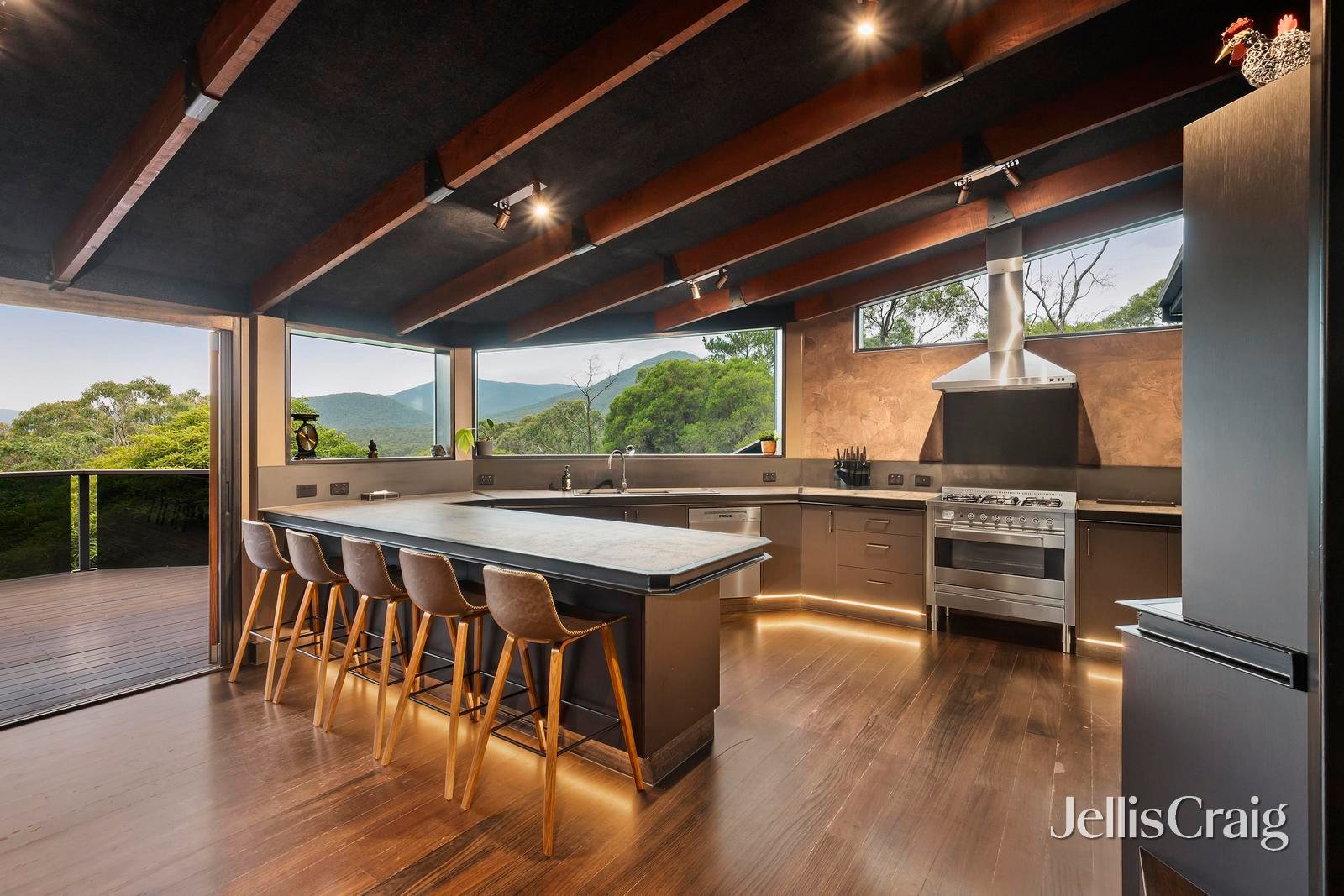 4 Hazel Crescent, Healesville image 5