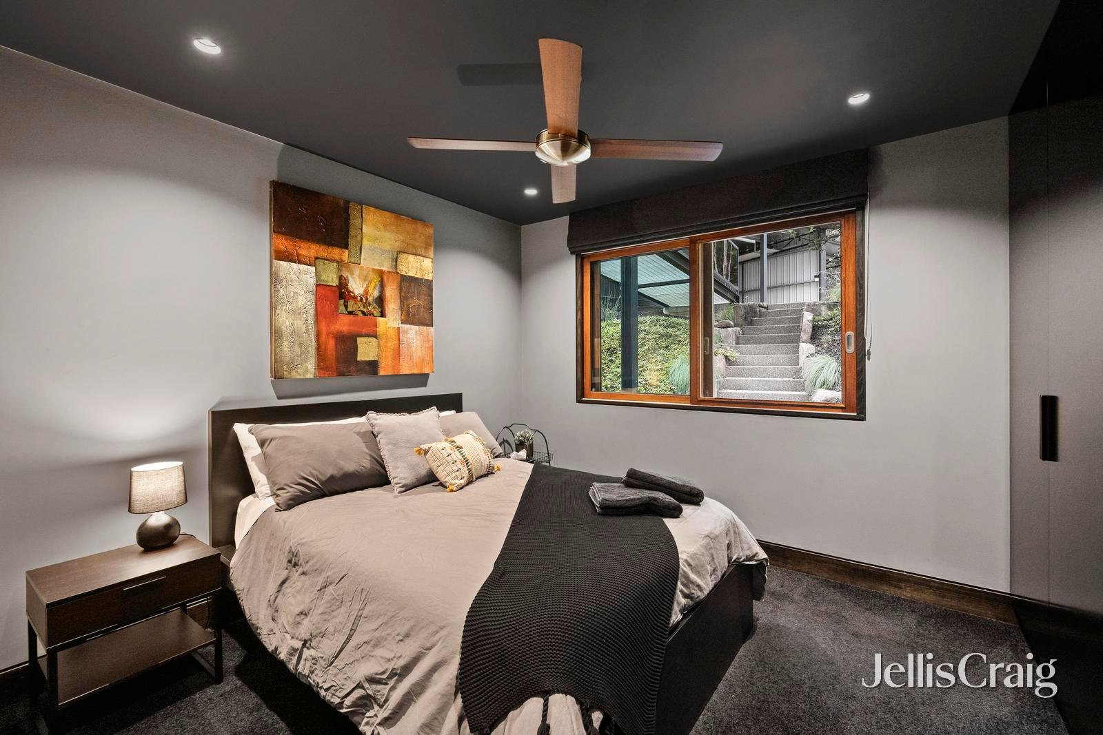 4 Hazel Crescent, Healesville image 12