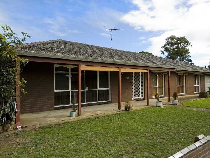 4 Helms Street, Newcomb image 7