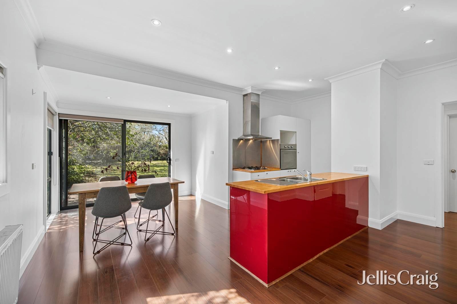 4 Hendley Street, Woodend image 4