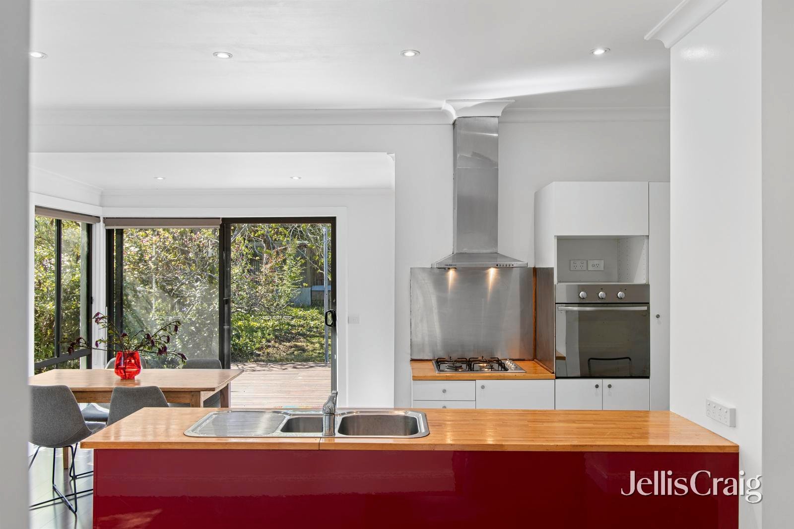 4 Hendley Street, Woodend image 5