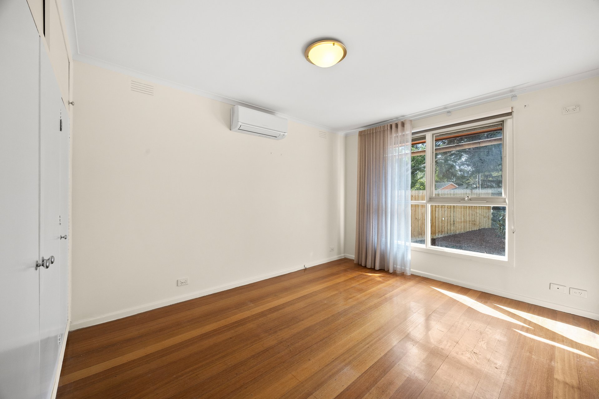 4 Henwood Street, Forest Hill image 6