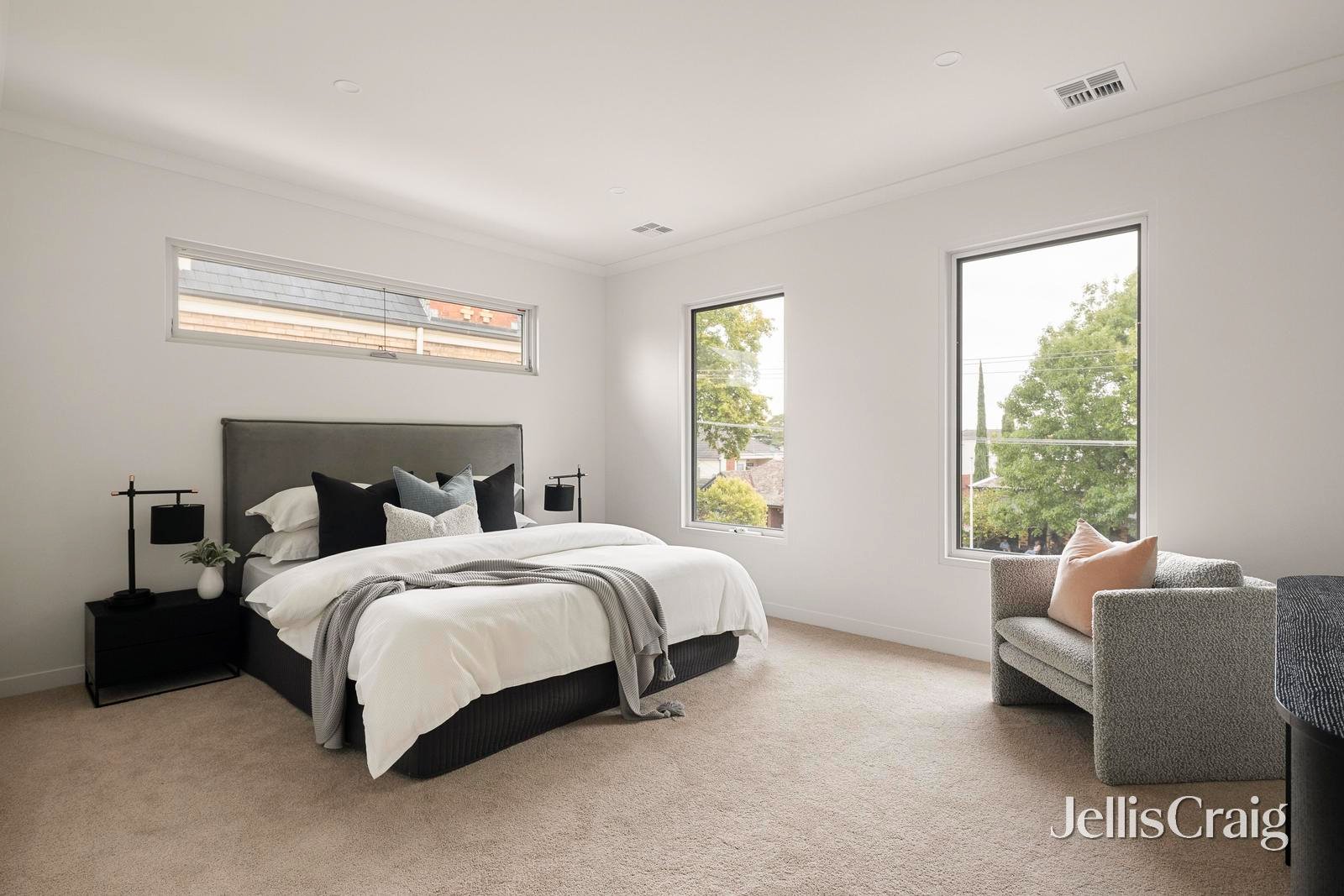 4 Highbury Grove, Kew image 6