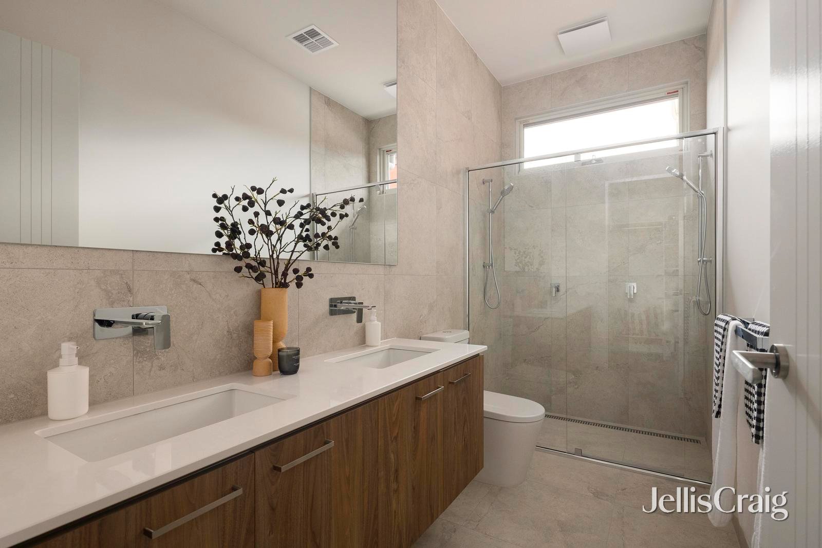 4 Highbury Grove, Kew image 10