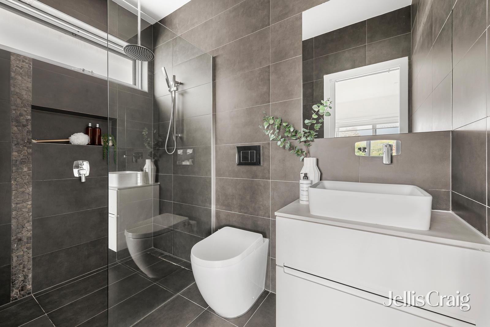 4 Hill Street, Altona North image 9