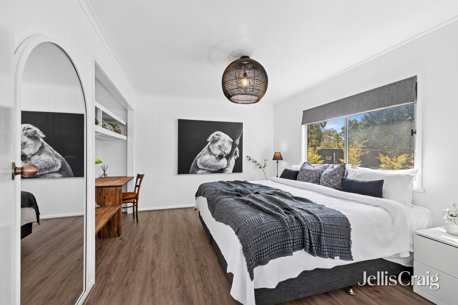 4 Hills Lane, Sailors Hill image 18