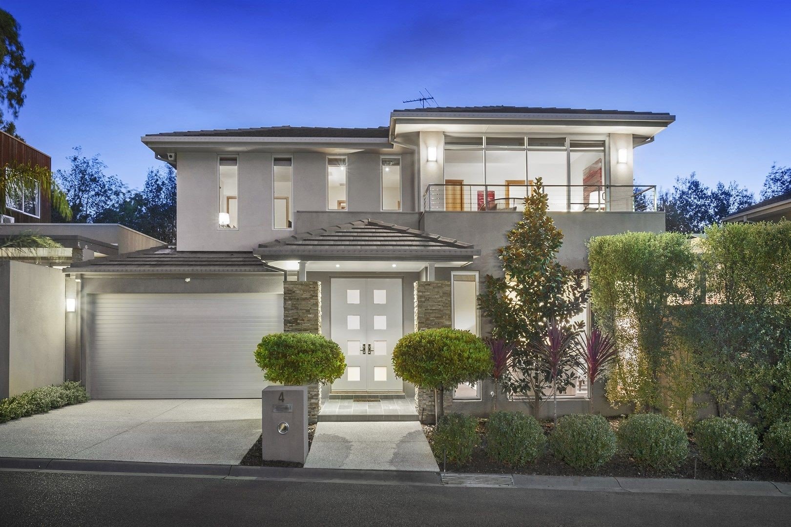 4 Homebush Court, Doncaster East image 1