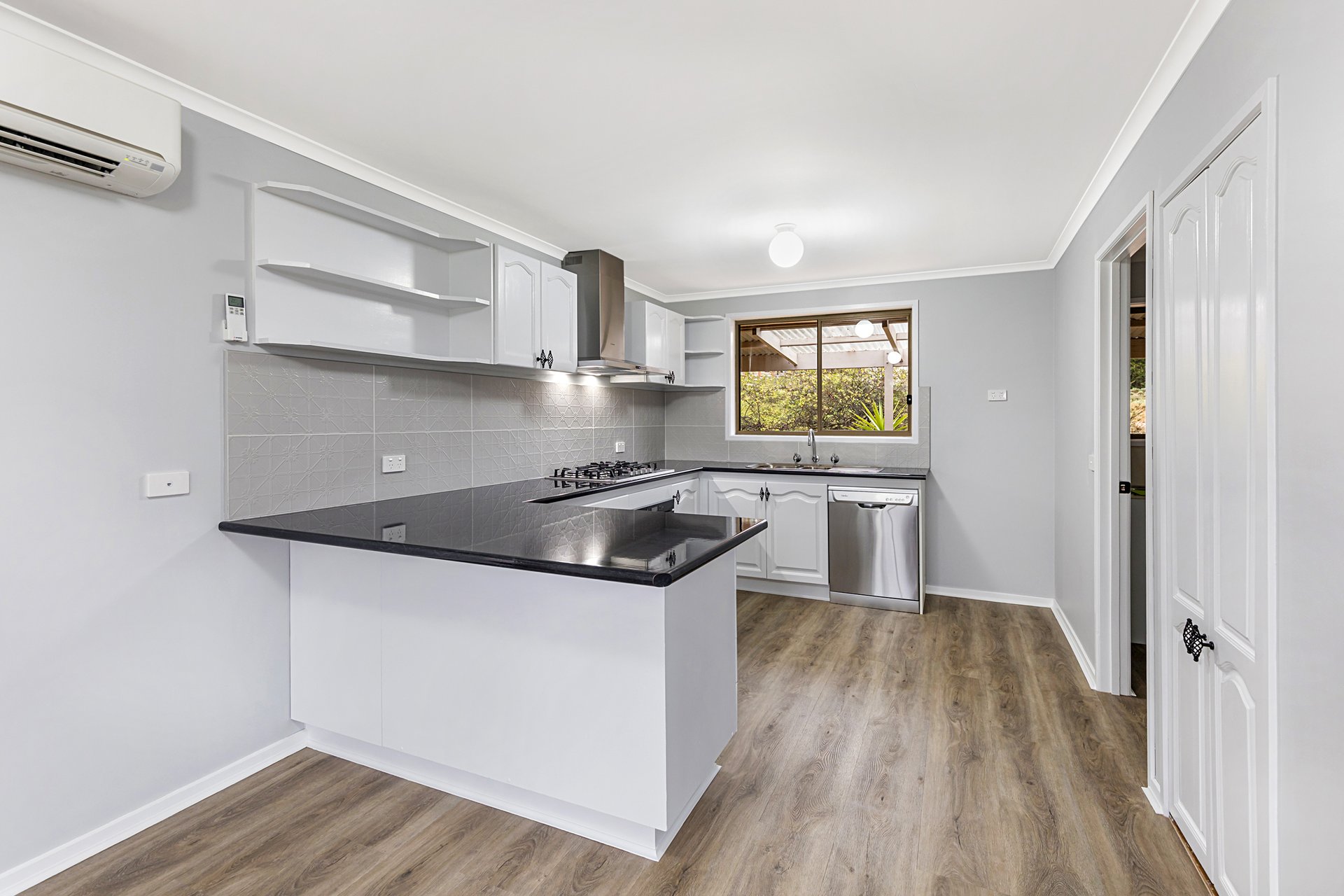 4 Honeycomb Road, Campbells Creek image 3