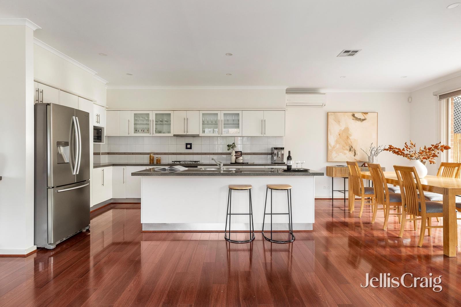 4 Hosking Court, Williamstown image 3
