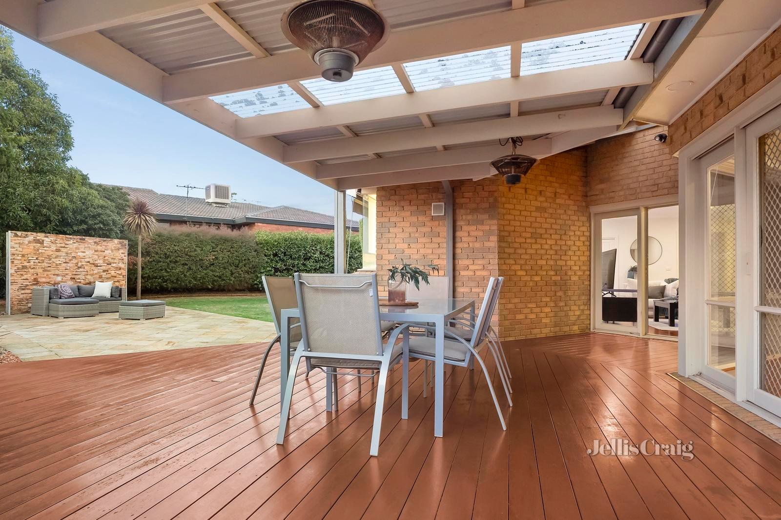 4 Howqua Court, Warranwood image 4