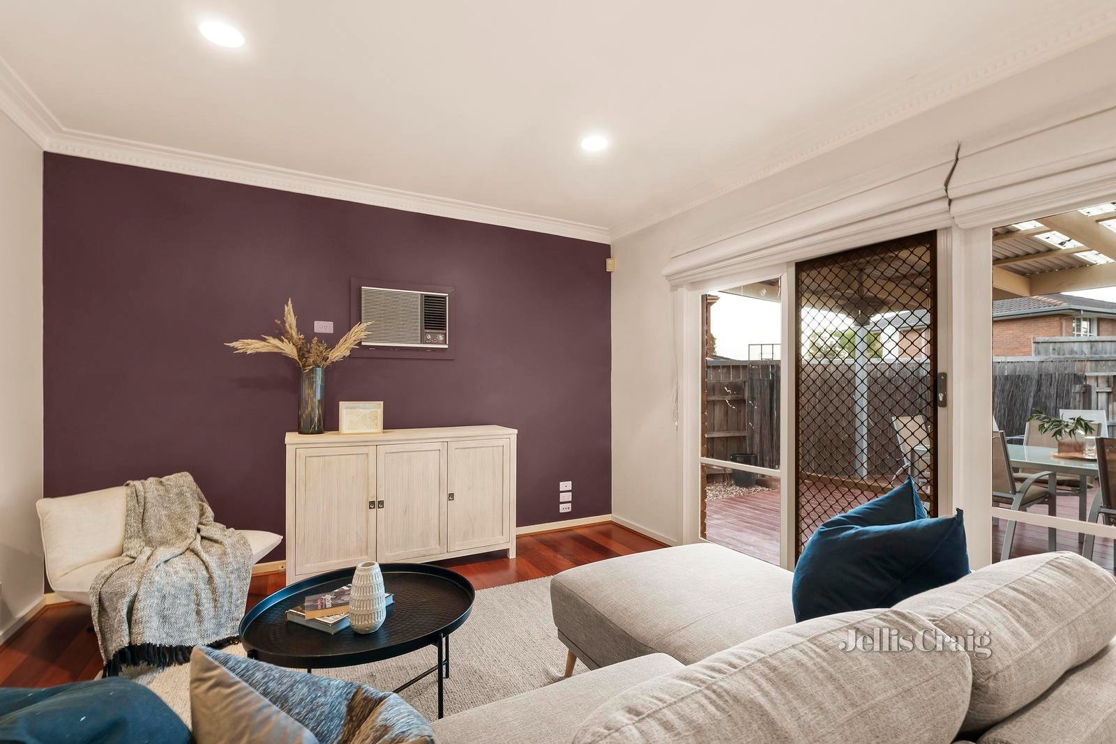 4 Howqua Court, Warranwood image 10