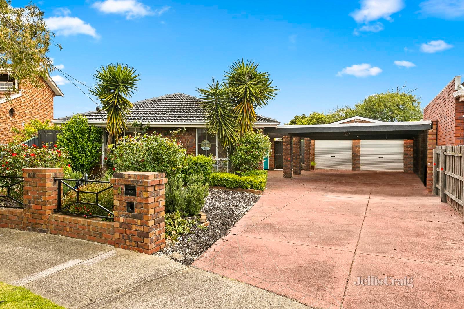 4 Huia Close, Altona Meadows image 1