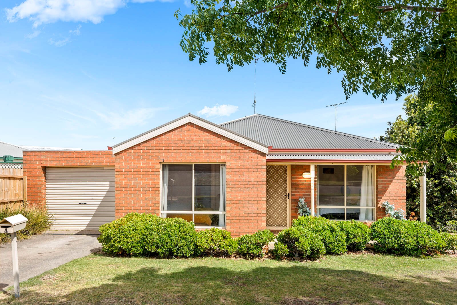 Property Gallery - Main Image