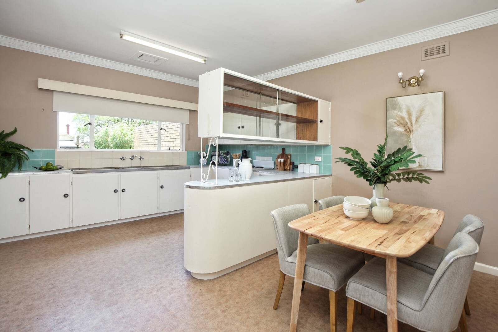 Property Gallery Thumbnail 4