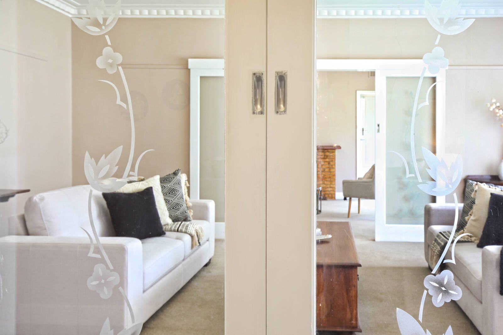 Property Gallery Thumbnail 9