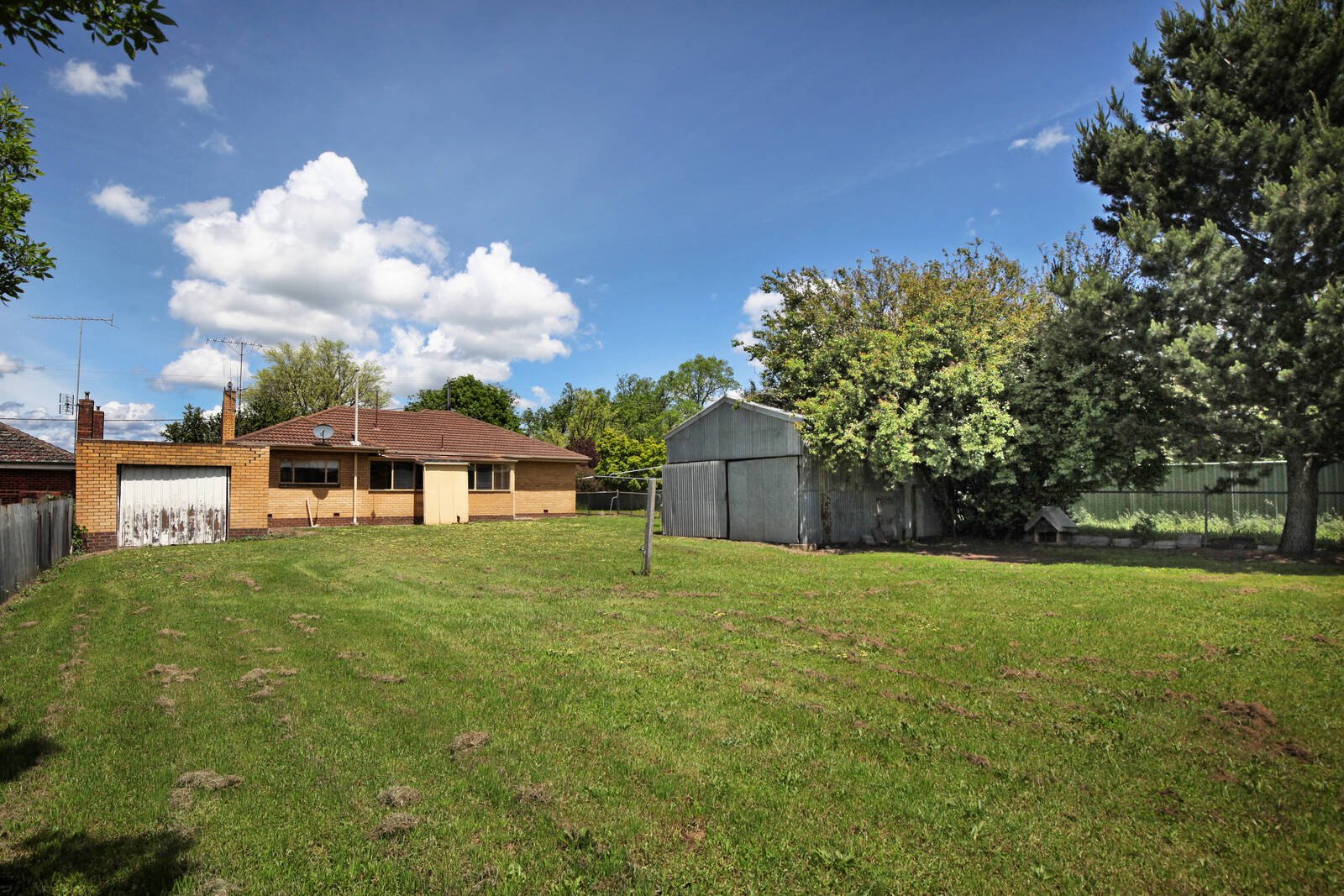 Property Gallery Thumbnail 10