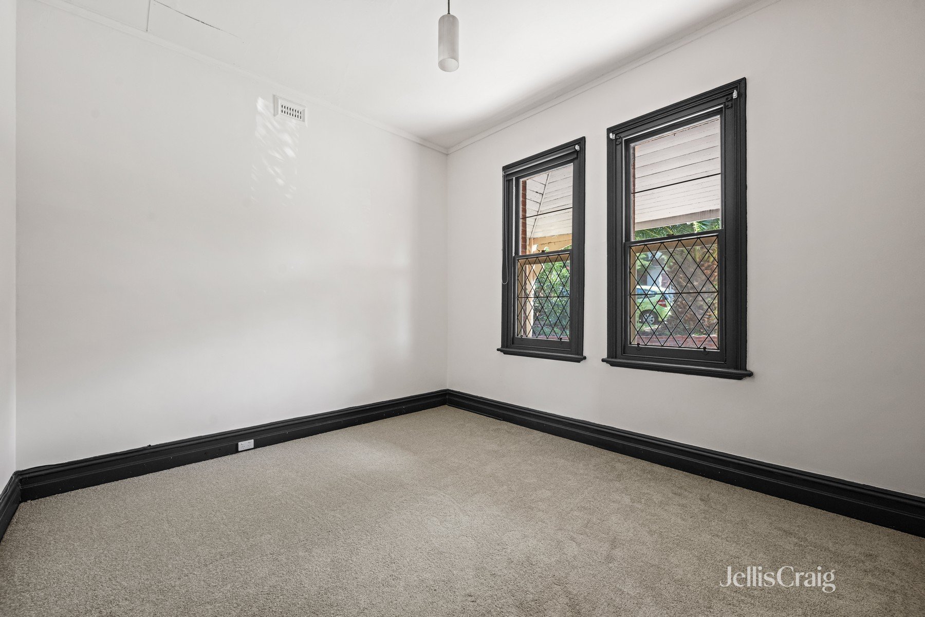 4 Ilma Grove, Northcote image 7