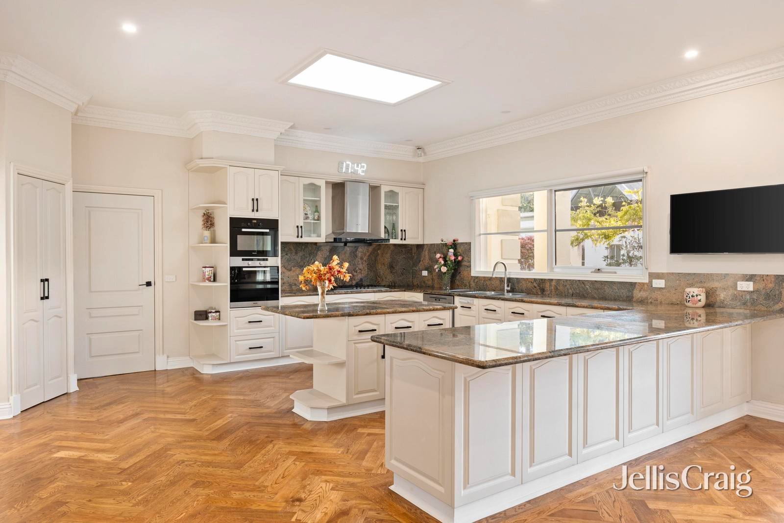 4 Jacov Gardens, Templestowe image 3