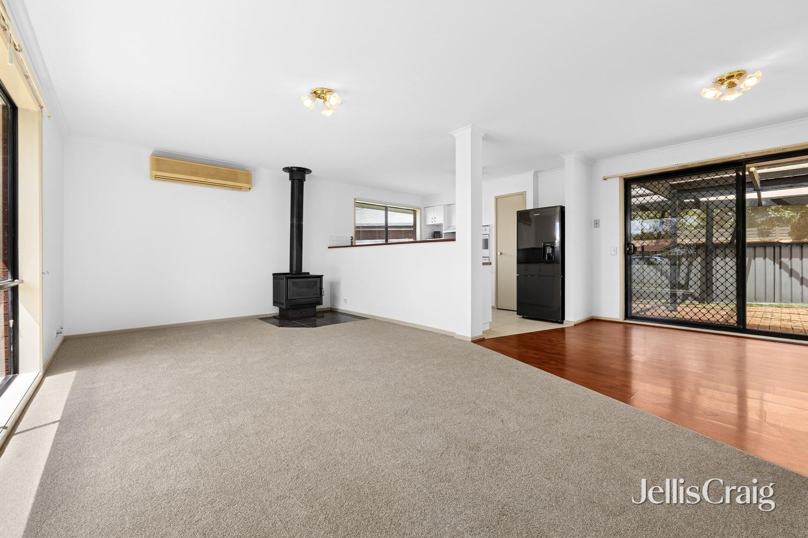 4 James Court, Miners Rest image 2