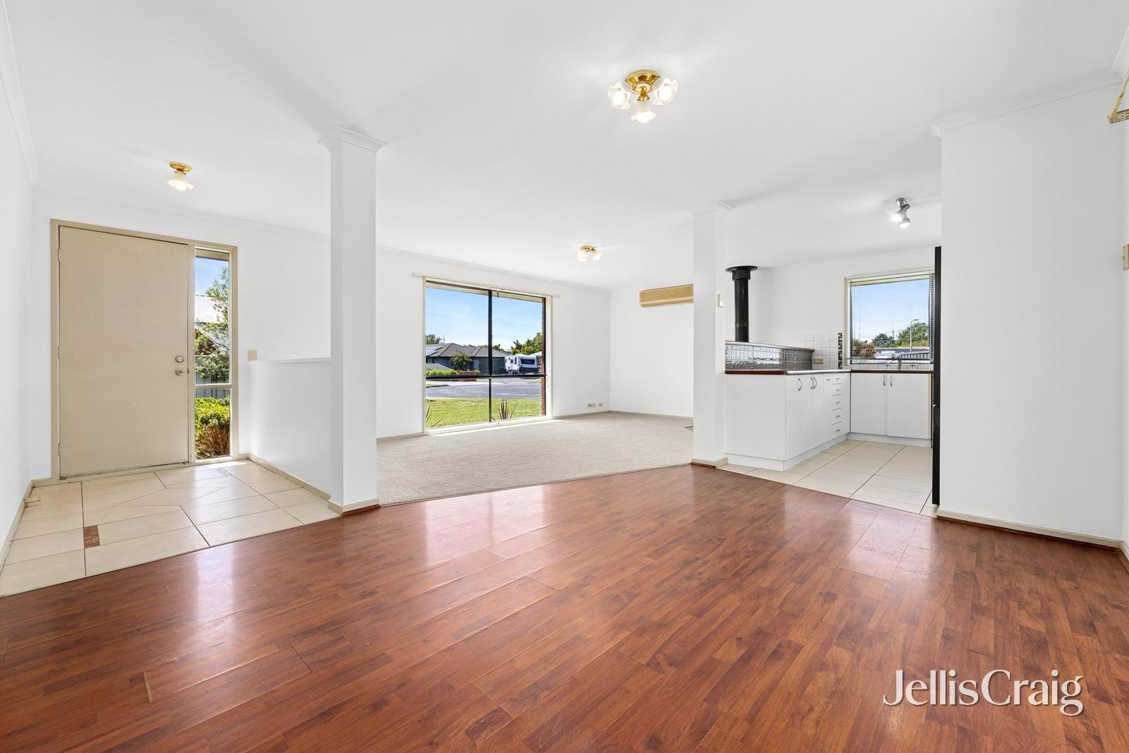 4 James Court, Miners Rest image 4