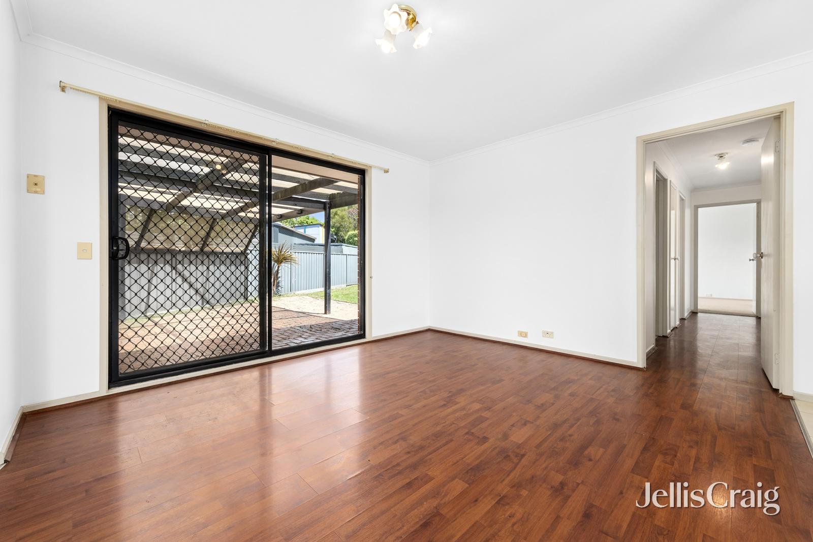 4 James Court, Miners Rest image 10