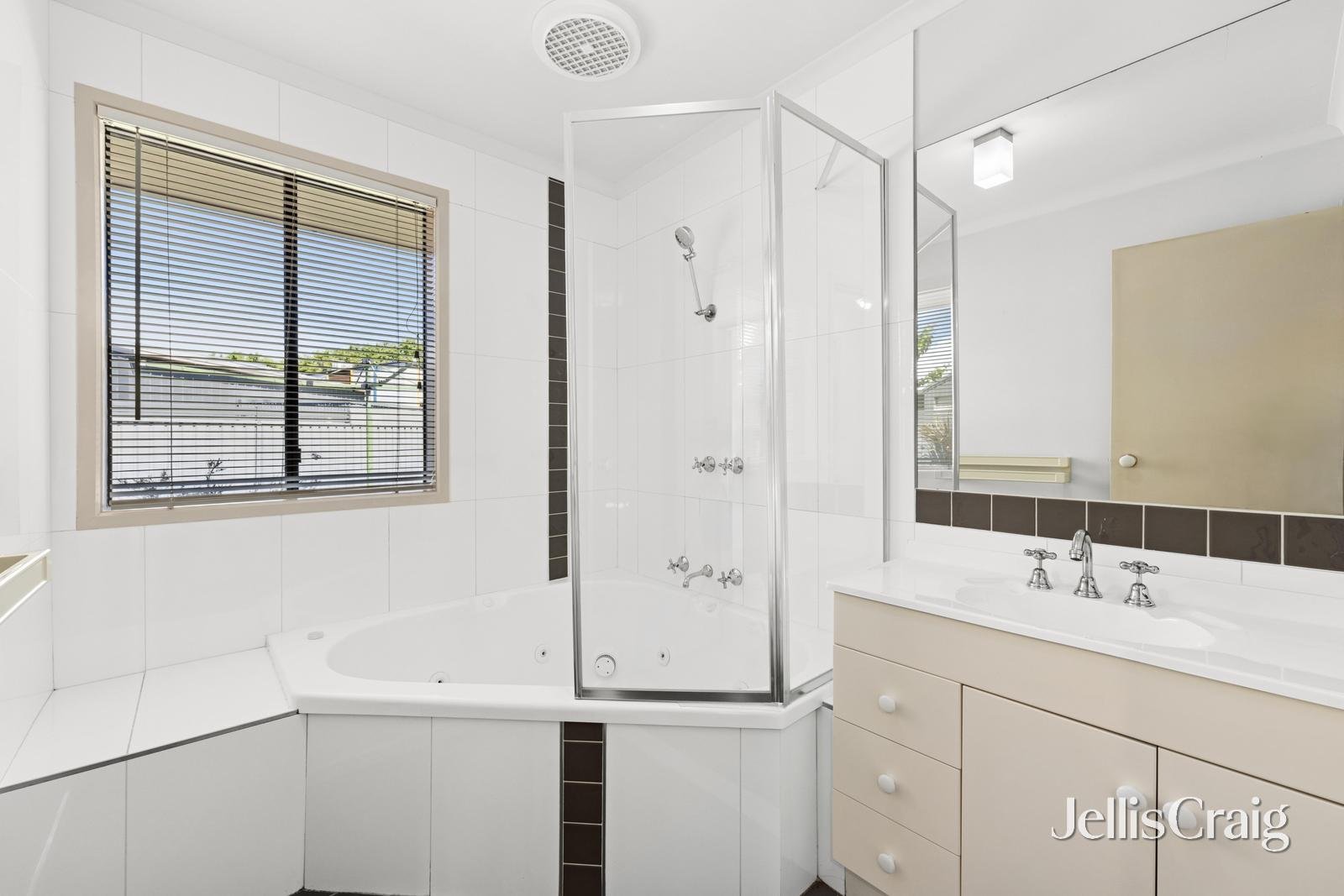 4 James Court, Miners Rest image 15