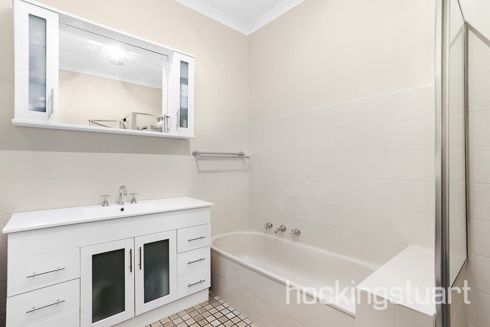 4 Janda Court, Box Hill North image 5