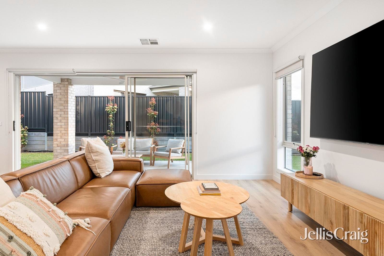 4 Janson Place, Lilydale image 2