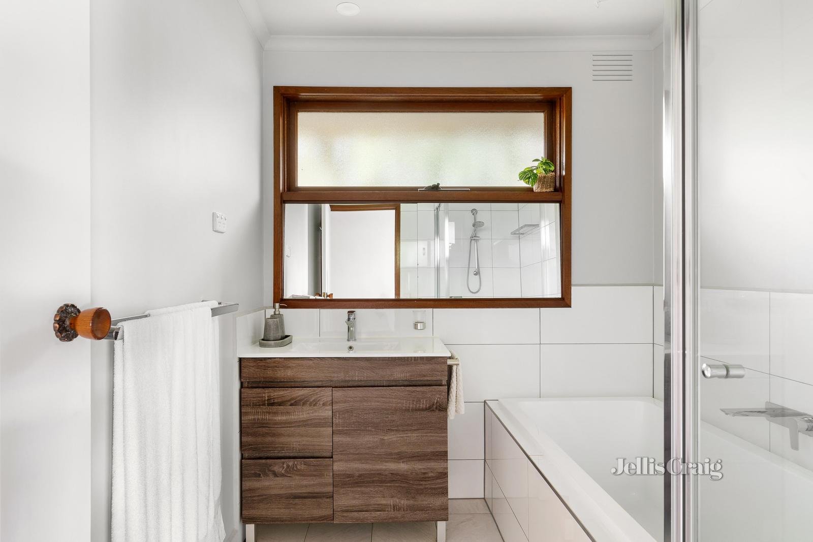 4 Kalista Crescent, Watsonia North image 7