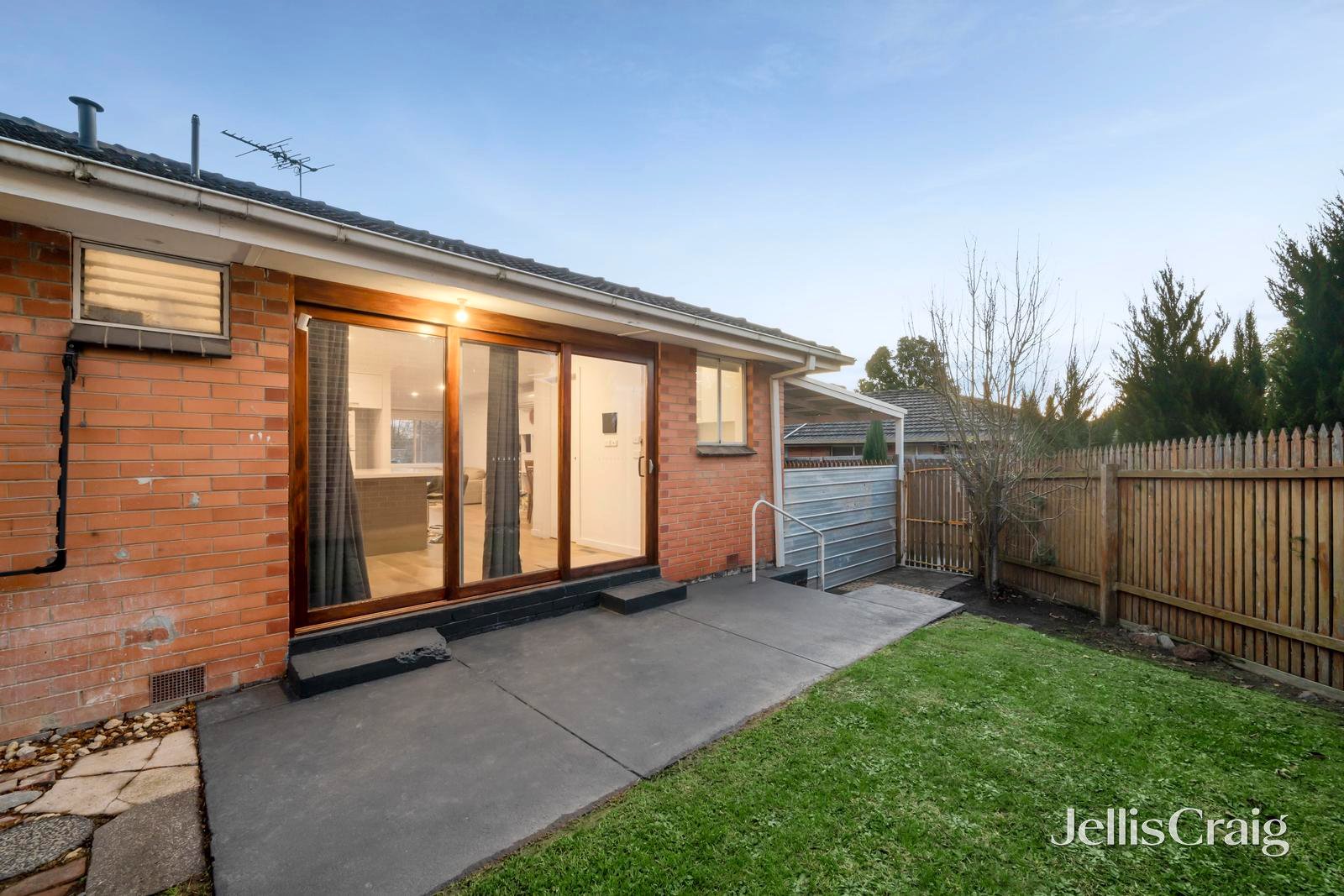 4 Kallay Street, Croydon image 9