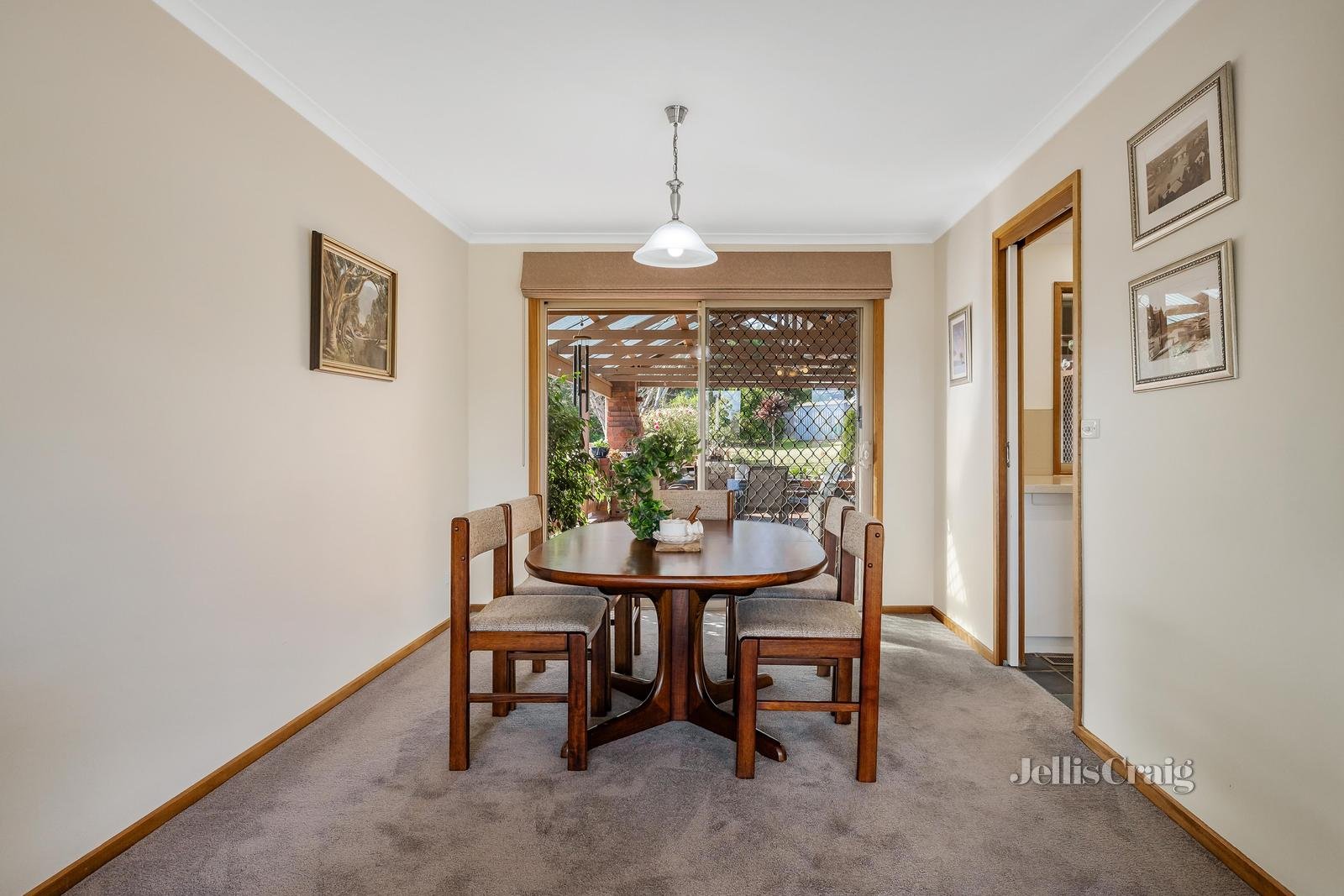 4 Karin Court, Mooroolbark image 6