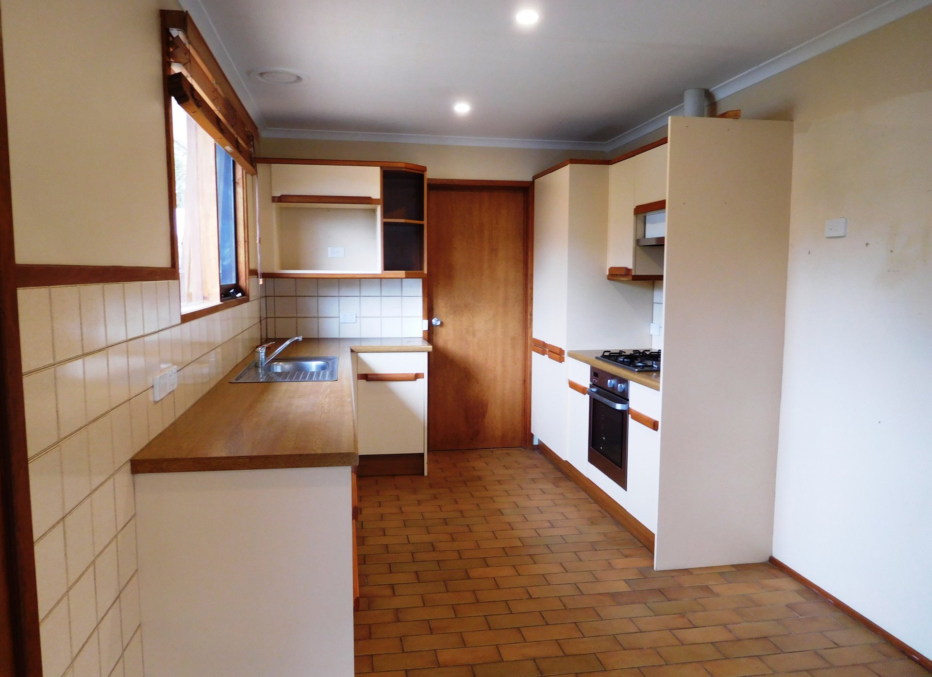 Property Gallery Thumbnail 2