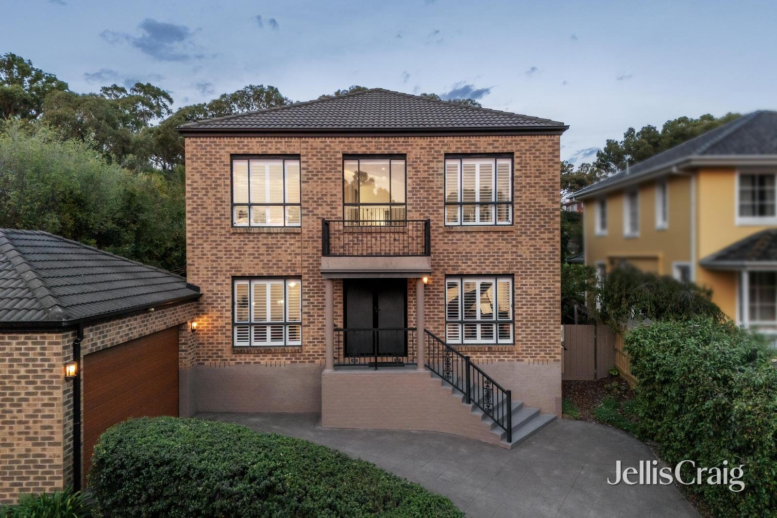 4 Kimberley Close, Eltham image 1