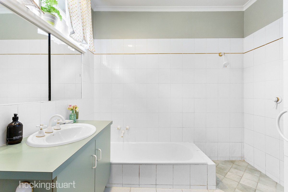 4 Kingfield Court, Camberwell image 7