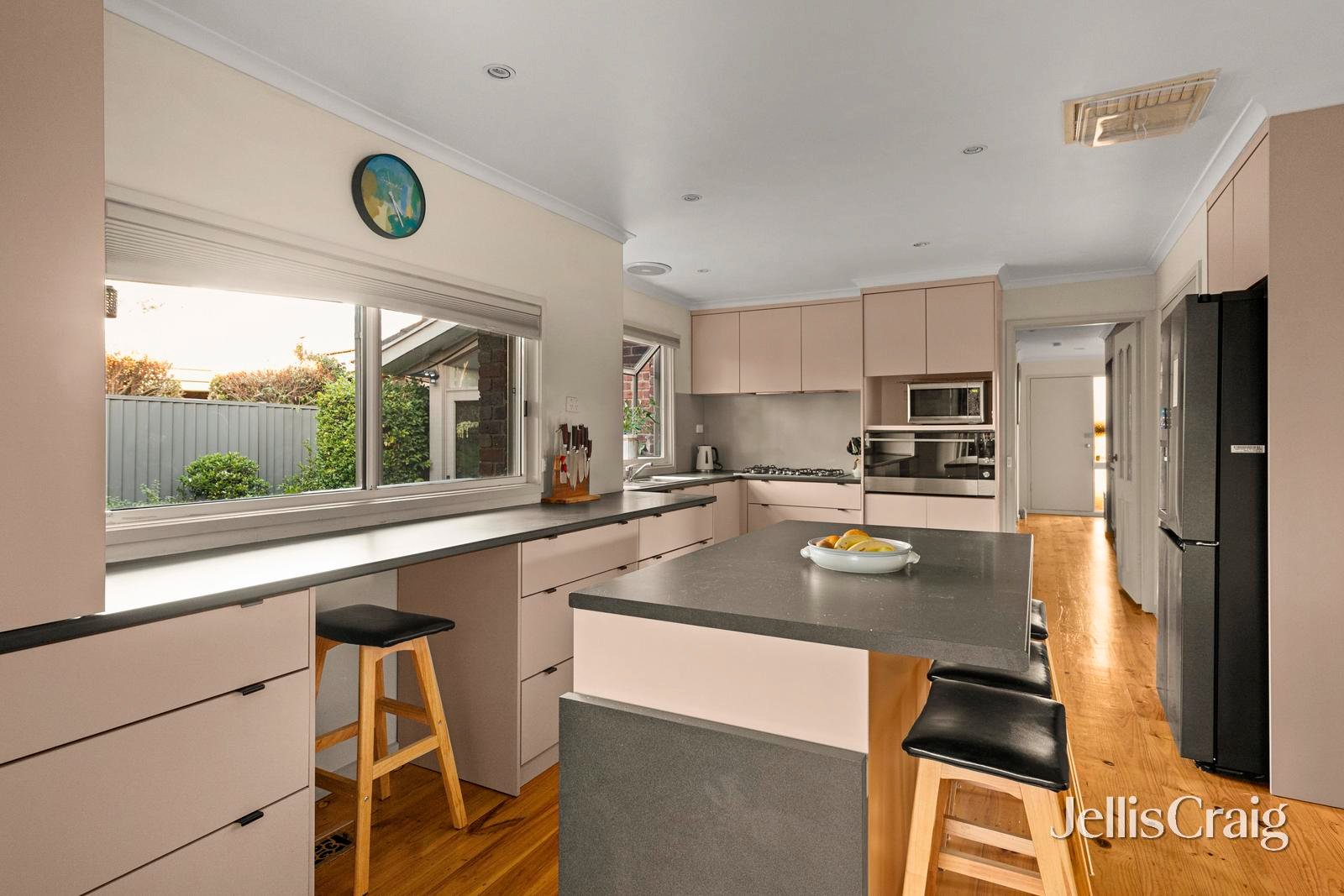 4 Kingsbury Court, Diamond&nbsp;Creek image 3