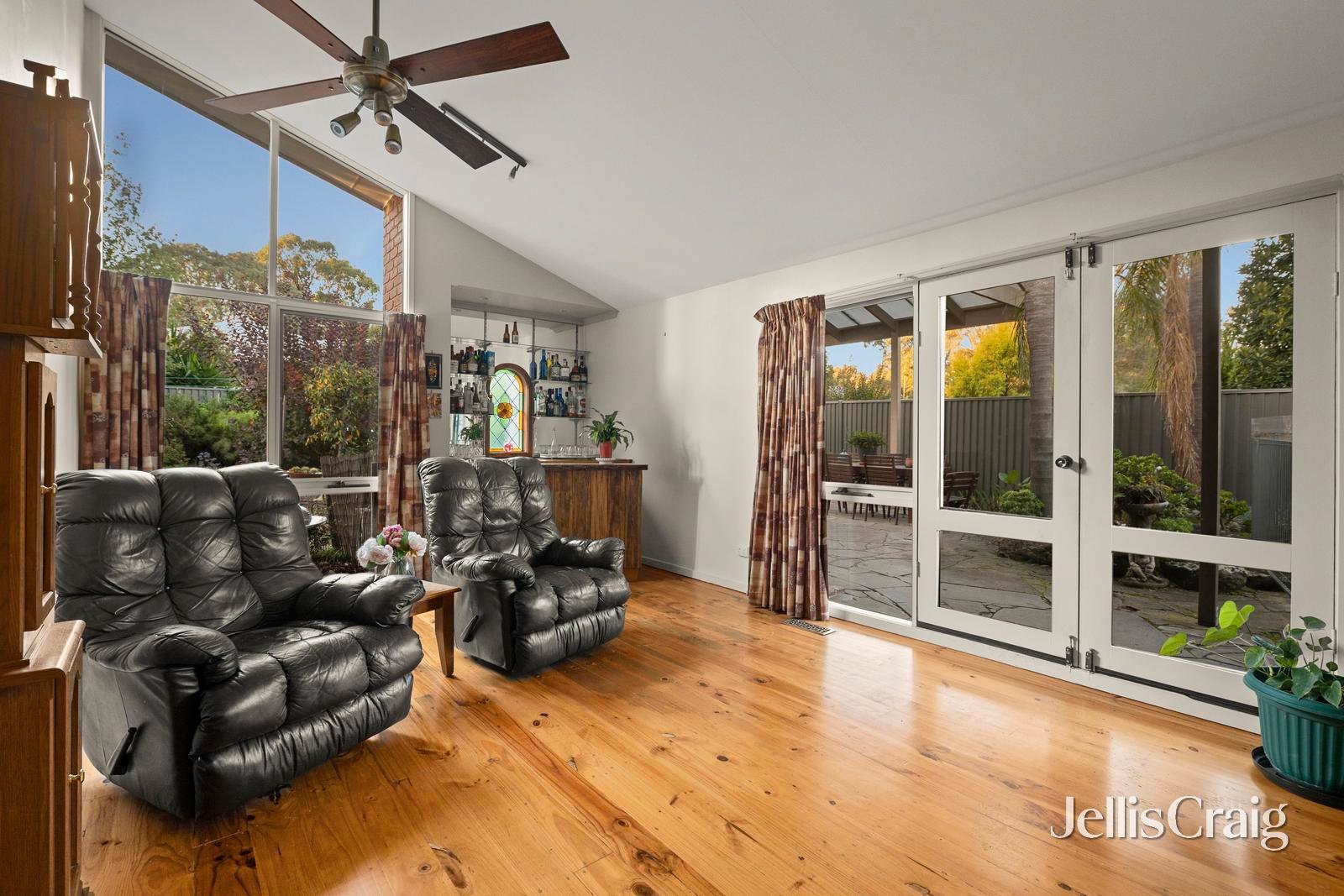 4 Kingsbury Court, Diamond&nbsp;Creek image 6