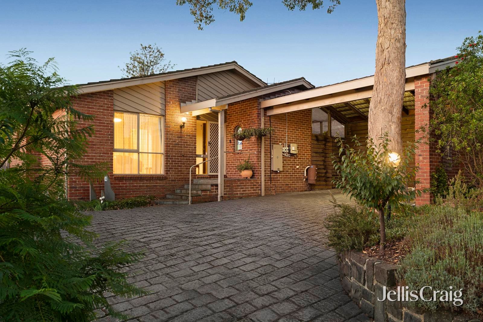 4 Kingsbury Court, Diamond&nbsp;Creek image 16