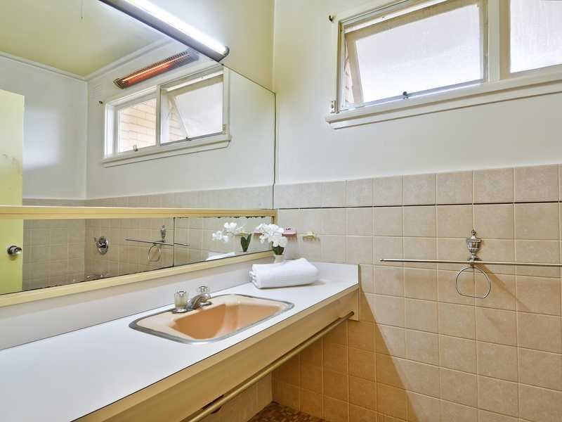 4 Kirriemuir Street, Hamlyn Heights image 8