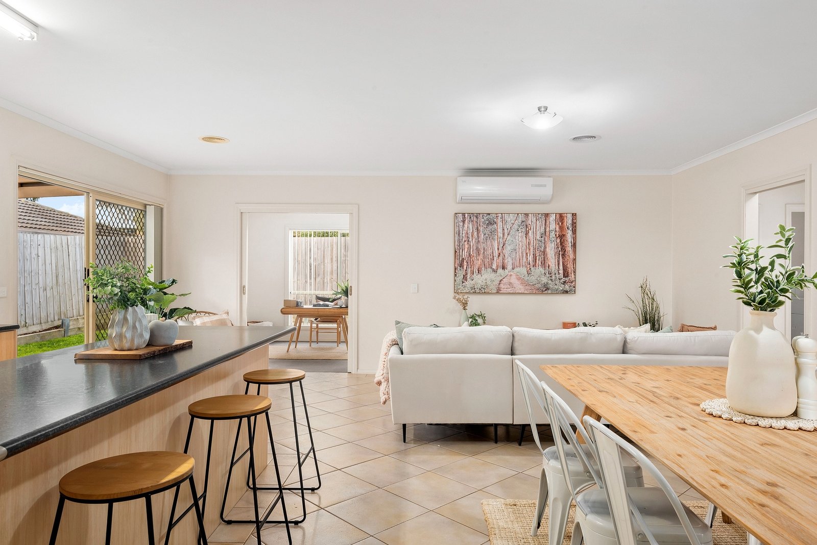 Property Gallery Thumbnail 2