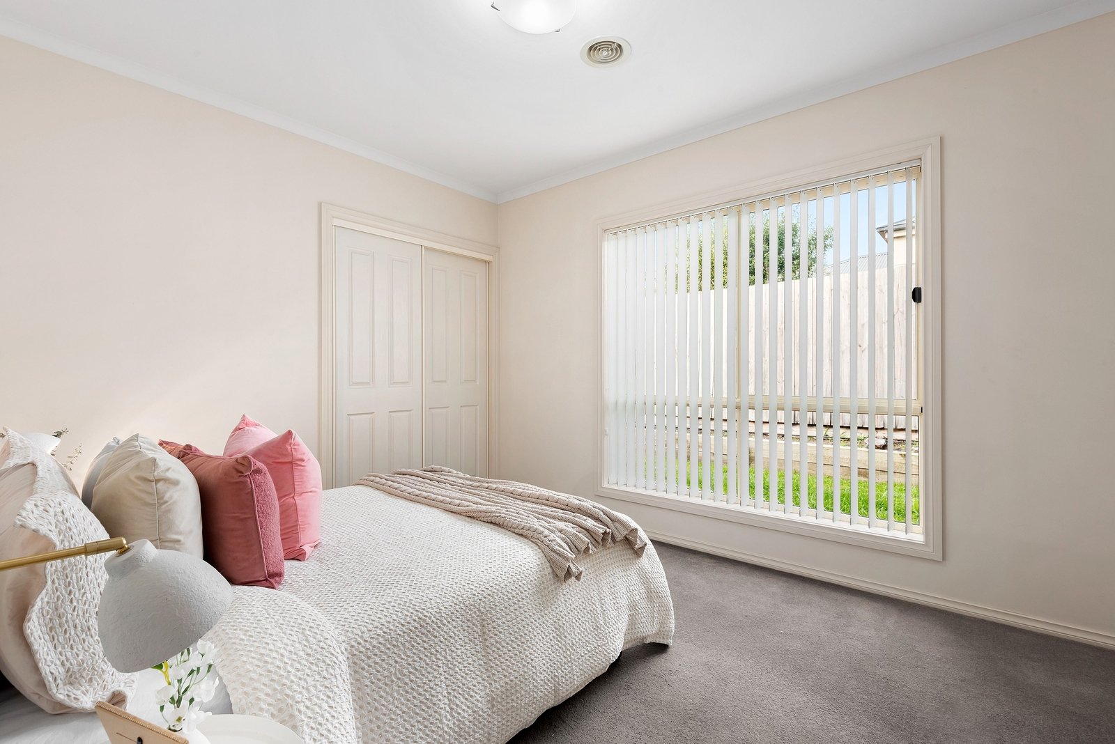 Property Gallery Thumbnail 11