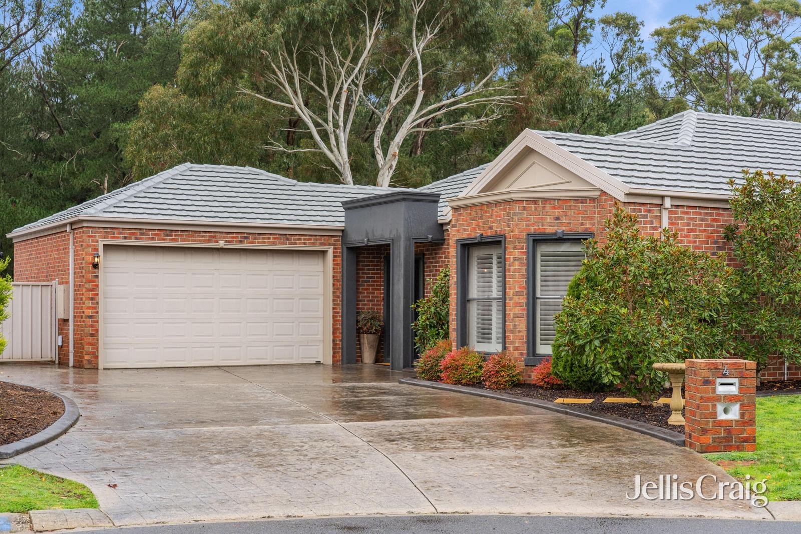 4 Kylie Court, Mount&nbsp;Clear image 1