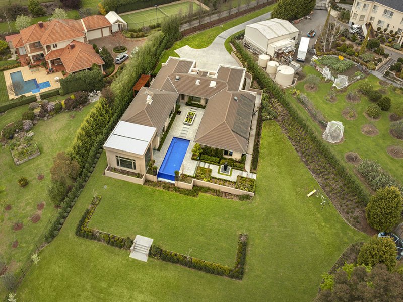 Property Gallery Thumbnail 11