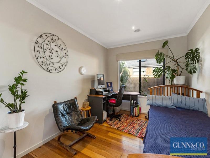 4 La Coruna Gardens, Point Cook image 16