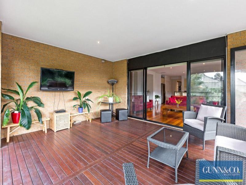 4 La Coruna Gardens, Point Cook image 19