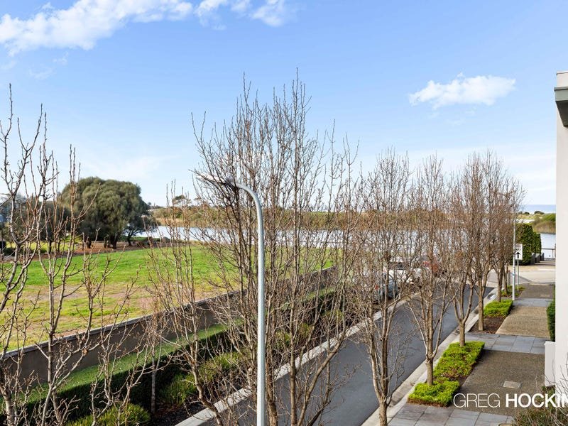 4 Lakeview Avenue, Williamstown image 12